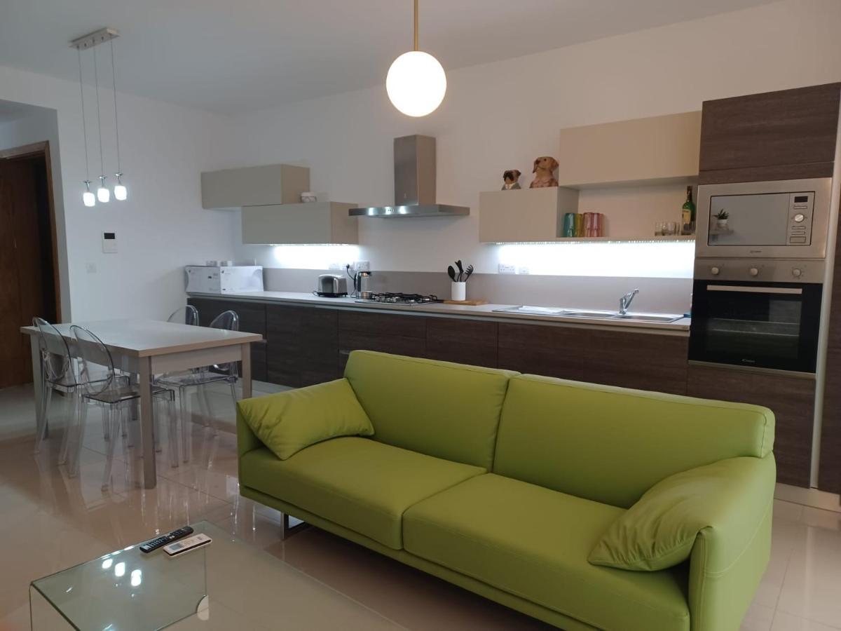 Sliema Apartment Close To Beach ภายนอก รูปภาพ